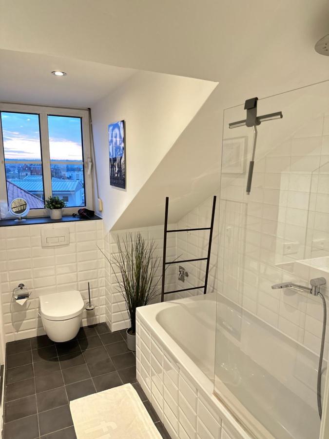 Oasis Appart - Wohnen Am Elbtal - Balkon - Netflix - Tiefgarage دريسدن المظهر الخارجي الصورة